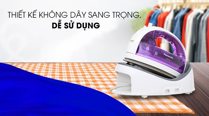 Bàn ủi hơi nước không dây Panasonic NI-WL30VRA 1550W được thiết kế không dây gọn gàng, di chuyển bàn ủi nhẹ nhàng, không sợ vướng víu