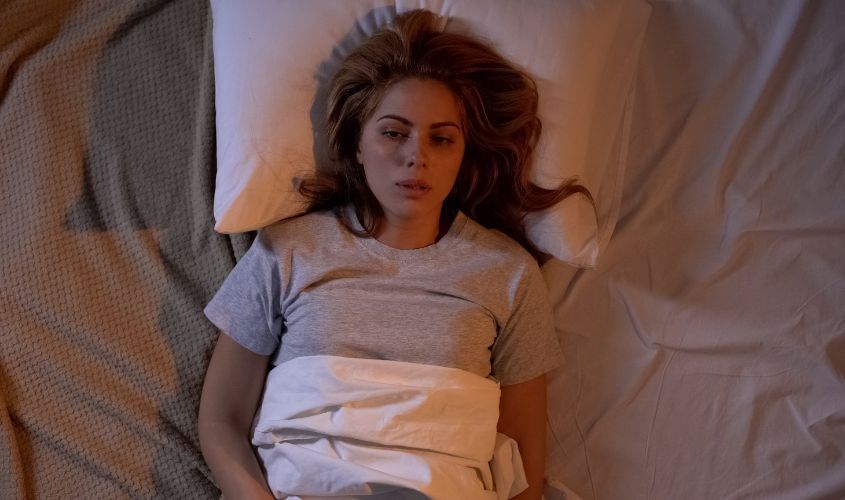 Gối kém chất lượng sẽ ảnh hưởng xấu đến giấc ngủ của bạn