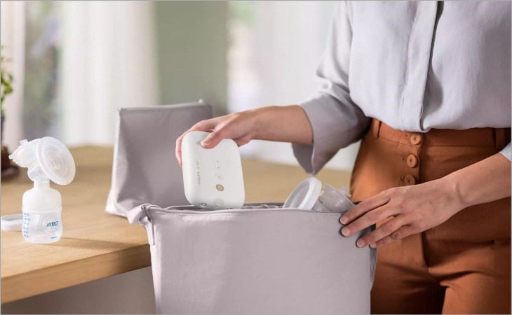 Máy hút sữa Philips Avent có thiết kế nhỏ gọn, phù hợp mang đi nhiều nơi, đảm bảo luôn có sữa cho em bé sử dụng