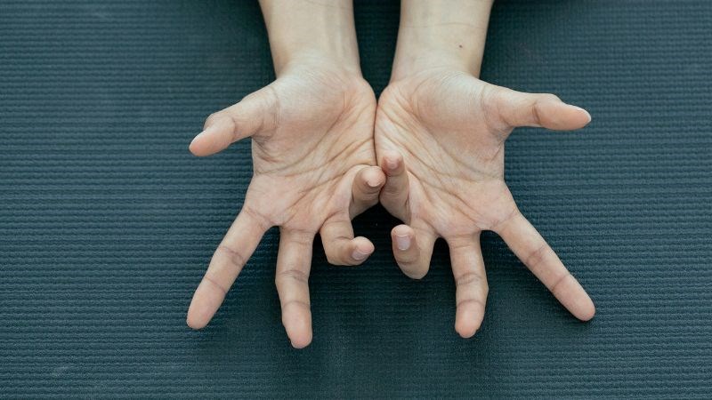 Co giật là một tình trạng nguy hiểm, có thể gây tổn thương não