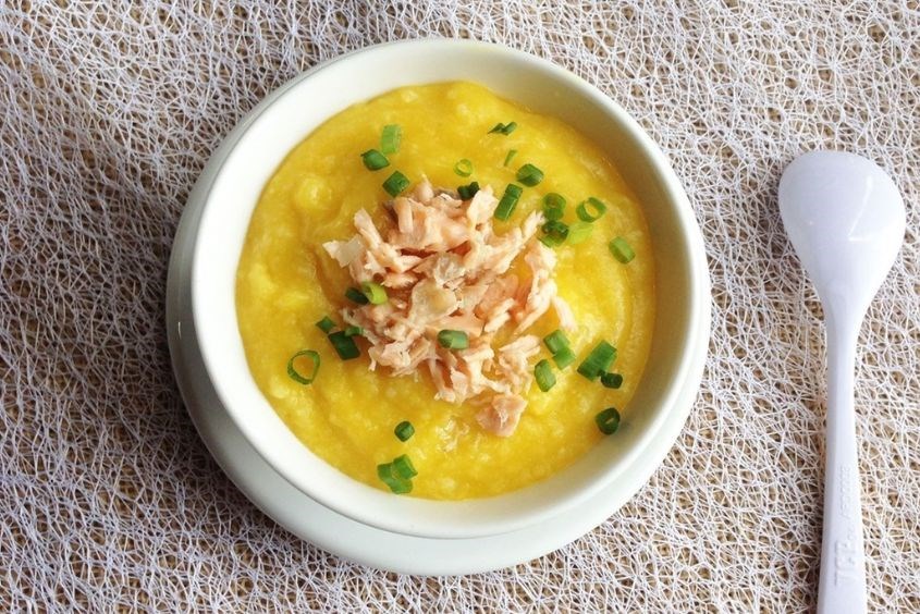 Bữa sáng cho bé 8 tháng với cháo cá hồi cực ngon