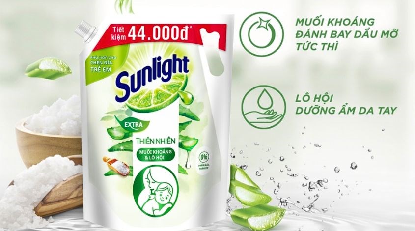 Nước rửa chén Sunlight Extra thiên nhiên muối khoáng và lô hội túi 2 lít