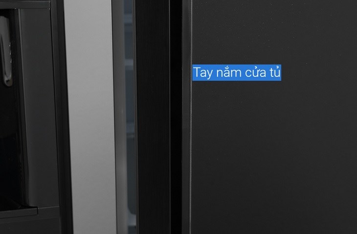 Đóng cửa tủ không chặt làm thất thoát hơi lạnh ra ngoài có thể xuất hiện mã lỗi F3-01 trên tủ lạnh Hitachi Inverter 569 lít R-MX800GVGV0 GBK