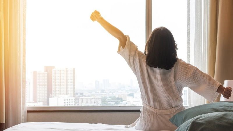 Bạn nên cố định thời gian ngủ ngay cả khi cuối tuần