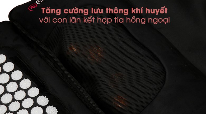 Đệm massage Lanaform LA110316 sở hữu con lăn massage hồng ngoại hỗ trợ tăng cường lưu thông khí huyết, tăng cường sức khỏe