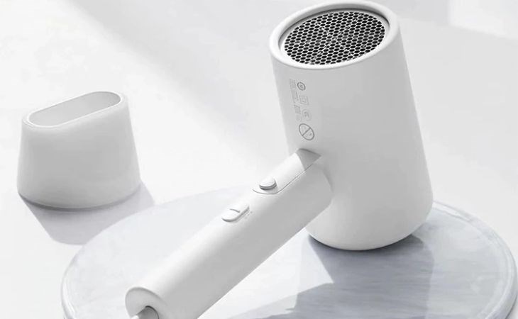Công suất máy lớn có thể làm khô tóc quá mức