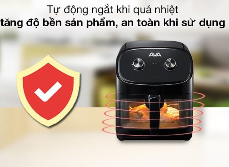 Nồi còn được trang bị nhiều tính năng hiện đại như tự động ngắt khi quá nhiệt, hẹn giờ nấu lên đến 30 phút,...