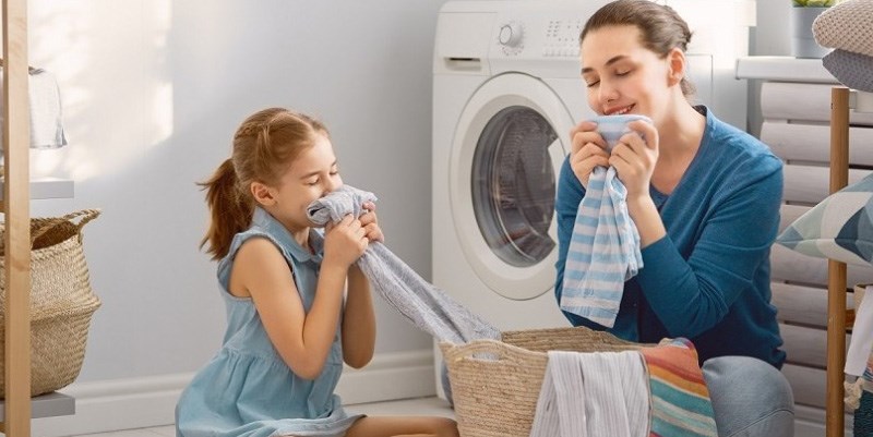 Việc dùng chế độ Tub Clean sẽ giúp loại bỏ tạp chất và cặn bẩn trong lồng giặt, giúp bảo vệ quần áo khỏi vi khuẩn