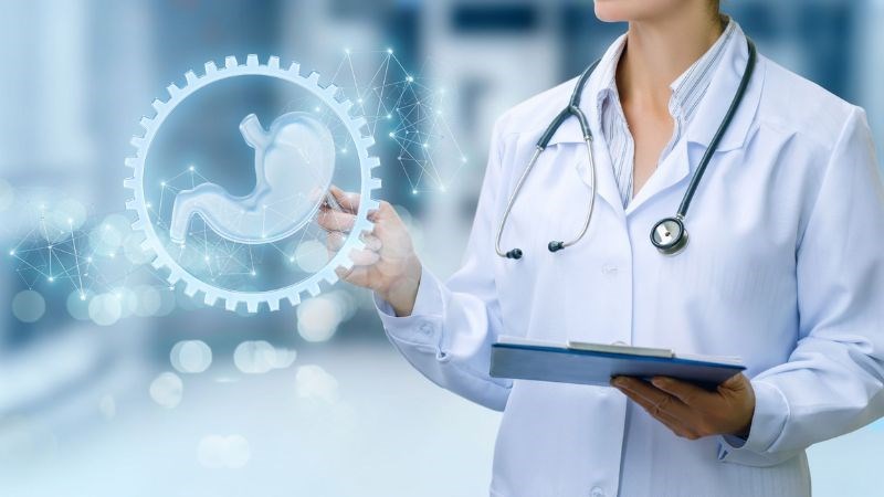 Tinh dầu hương thảo có khả năng làm giảm các vấn đề liên quan đến tiêu hóa