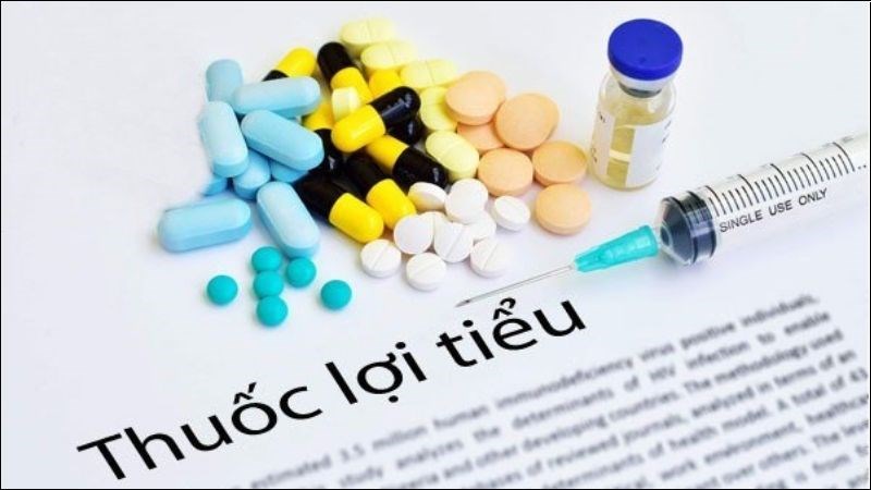 Các thuốc lợi tiểu có thể dẫn đến tình trạng hạ huyết áp thể đứng