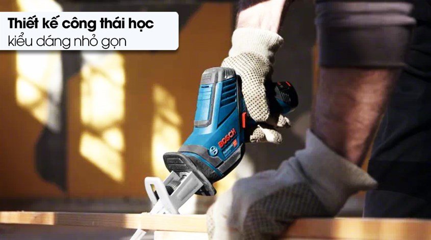 Máy cưa kiếm dùng pin Bosch GSA 12 V-LI 12V với thiết kế gọn gàng, nhỏ và nhẹ nhàng