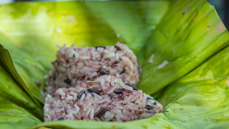 Ăn xôi, nếp khi bị mèo cắn sẽ tăng nguy cơ nhiễm trùng vết thương