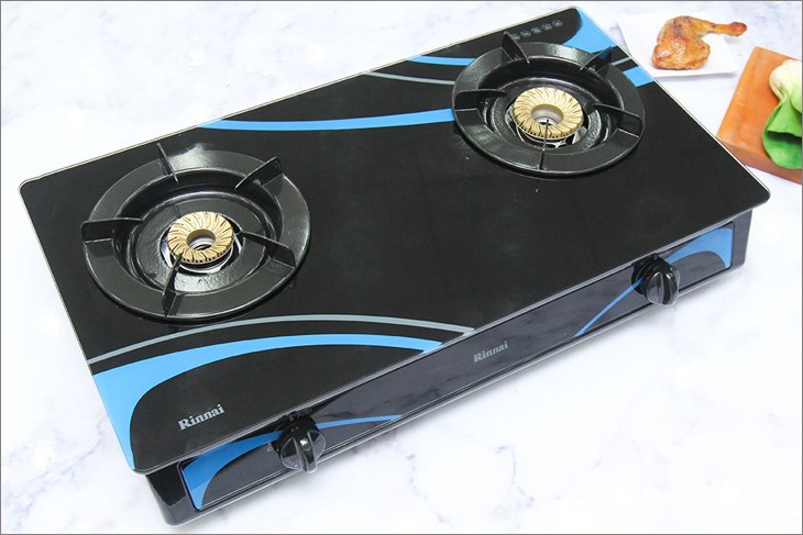 Bếp ga đôi Rinnai RV-3715GL(BC) phù hợp cho gia đình có từ 3 - 4 thành viên và diện tích căn bếp rộng Bếp ga đôi Rinnai RV-3715GL(BC) phù hợp cho gia đình có từ 3 - 4 thành viên và diện tích căn bếp rộng