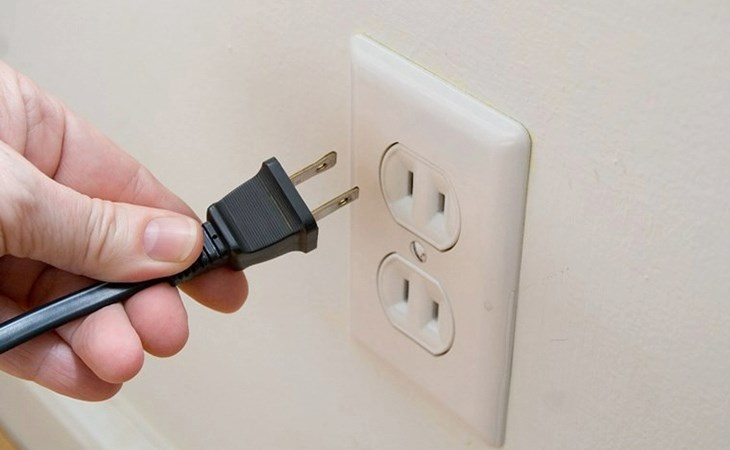 Bạn nên rút điện ngay khi nhận được tín hiệu thông báo thức ăn chín từ nồi áp suất