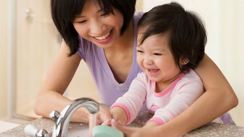 Vệ sinh thường xuyên có thể giúp trẻ tránh bị ngứa
