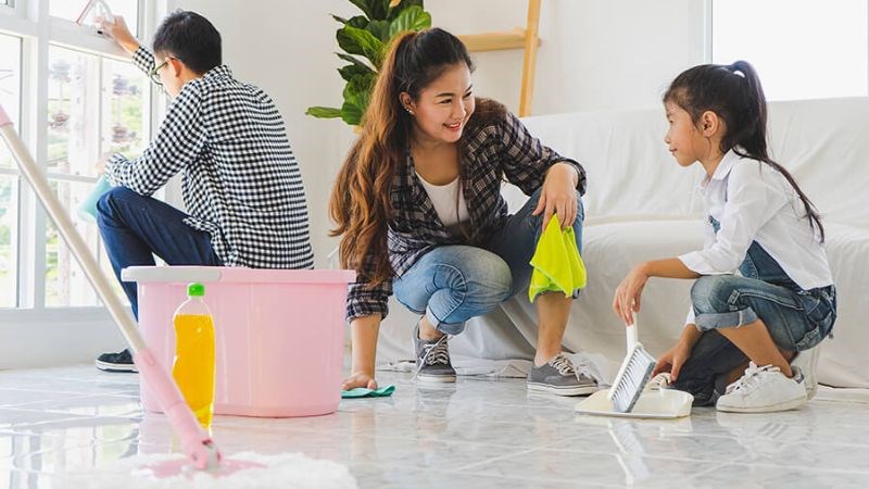 Thường xuyên vệ sinh nhà cửa để có một môi trường sống thật tốt