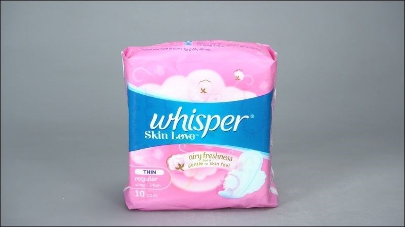Băng vệ sinh Whisper Skinlove mềm mịn, mỏng nhẹ, thấm hút tốt