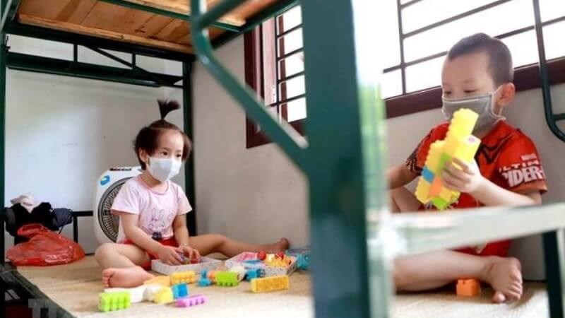 Cách ly trẻ nhỏ và vệ sinh thường xuyên giúp trẻ mau khỏi bệnh