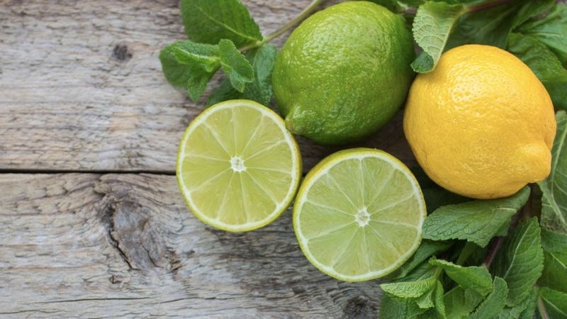 Nước chanh còn có thể làm khô và kích ứng da của bạn