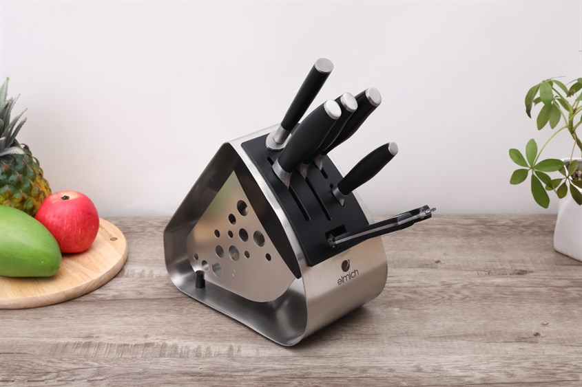 Bộ dao kéo inox Elmich EL3800 gồm nhiều loại dao kéo lớn nhỏ khác nhau, phù hợp cho hầu hết nhu cầu của người sử dụng