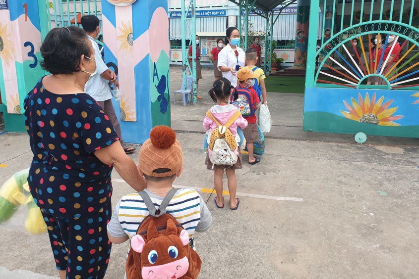 Hướng dẫn bố mẹ cách dạy con tính kiên nhẫn