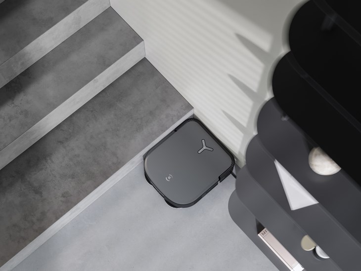 Robot hút bụi lau nhà Ecovacs Deebot X2 OMNI có thiết kế kiểu chữ D độc đáo, tô điểm cho không gian sống thêm hiện đại
