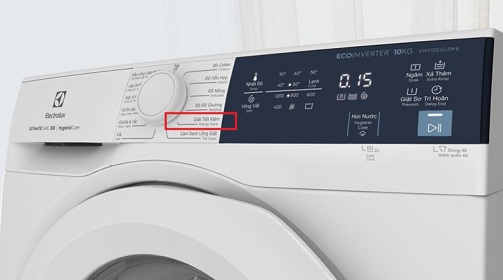Tính năng giặt tiết kiệm trên máy giặt Electrolux UltimateCare 300 Inverter 10 kg EWF1024D3WB hoạt động hiệu quả nhất với khoảng 7.5 - 8.0 kg quần áo