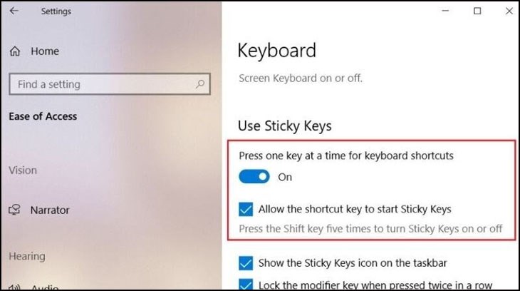 Bật công tắc dưới Use Sticky Keys và click chọn Allow the shortcut key to start Sticky keys