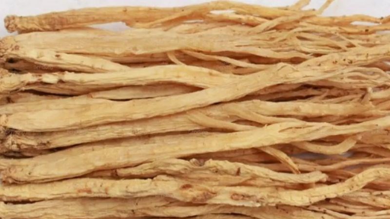 Ngưu tất chứa nhiều thành phần hoá học có ích cho sức khoẻ