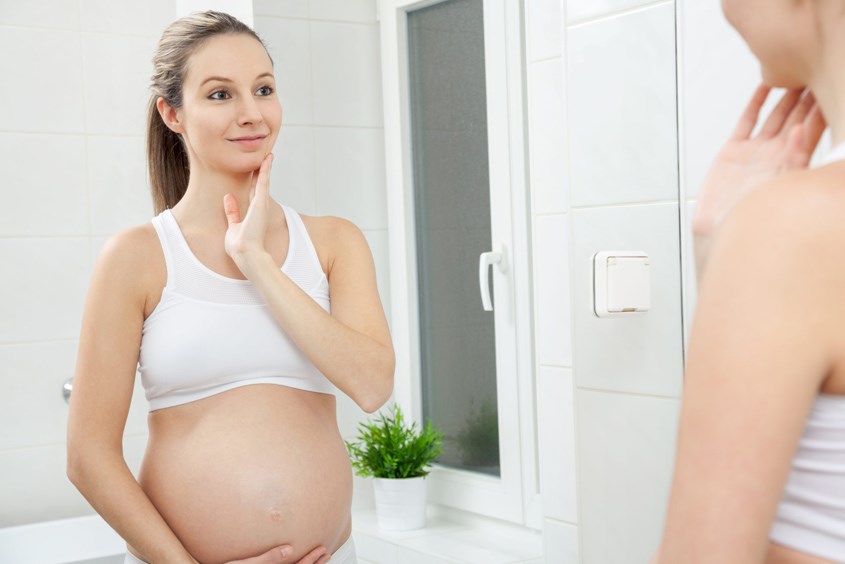 Bà bầu ăn chôm chôm được không và cần lưu ý điều gì