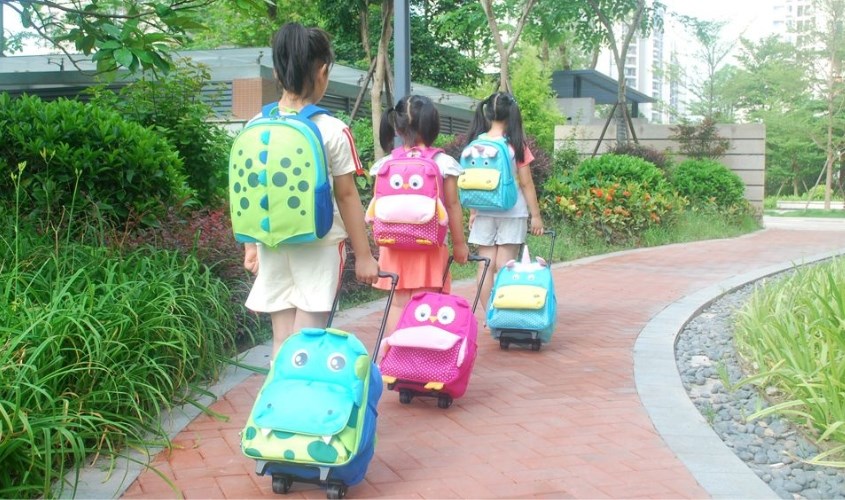 Balo trẻ em mẫu giáo có bánh xe Yodo