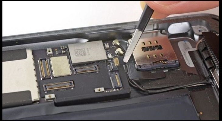 Người dùng có thể đem iPad đến cửa hàng uy tín để sửa chữa khắc phục dứt điểm