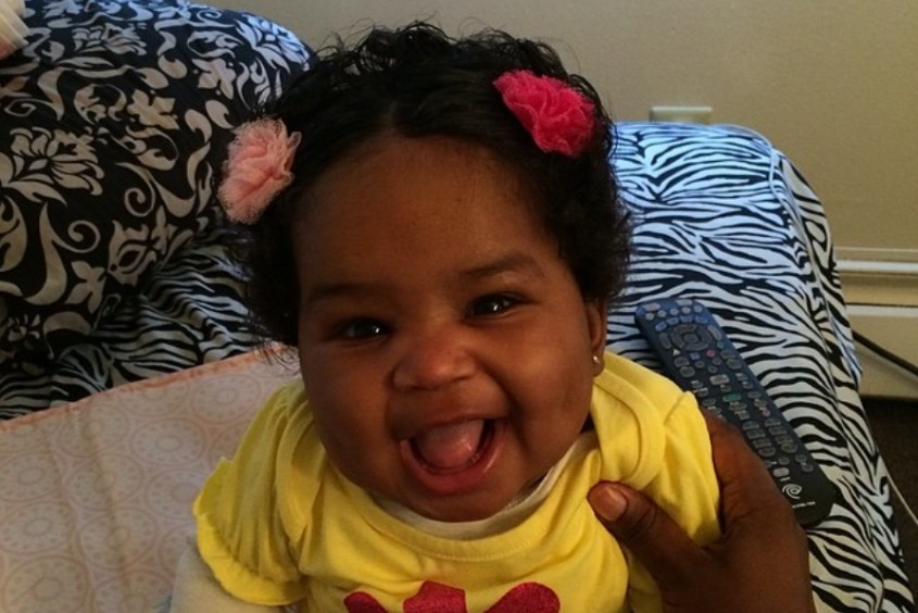 Kiểu tóc cho bé gái sơ sinh dễ thương