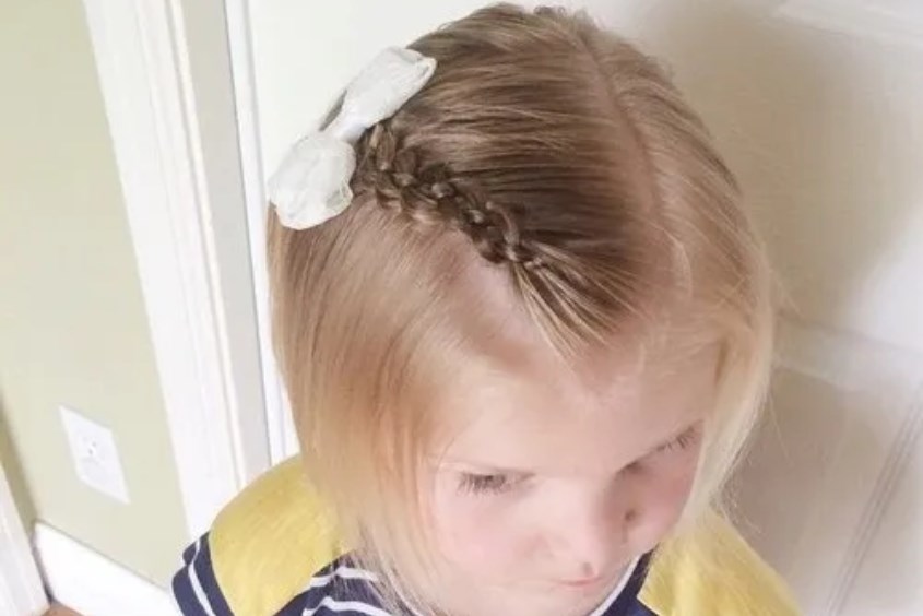 Gợi ý kiểu tóc cho bé gái sơ sinh đẹp