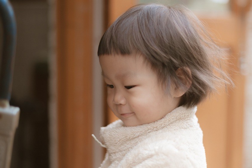 Kiểu tóc cho bé gái sơ sinh đáng yêu