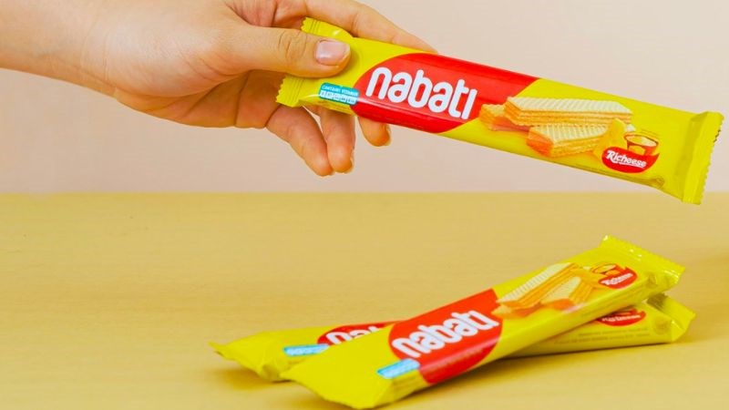 Không nên ăn bánh nabati trước khi ngủ để tránh tích tụ mỡ thừa