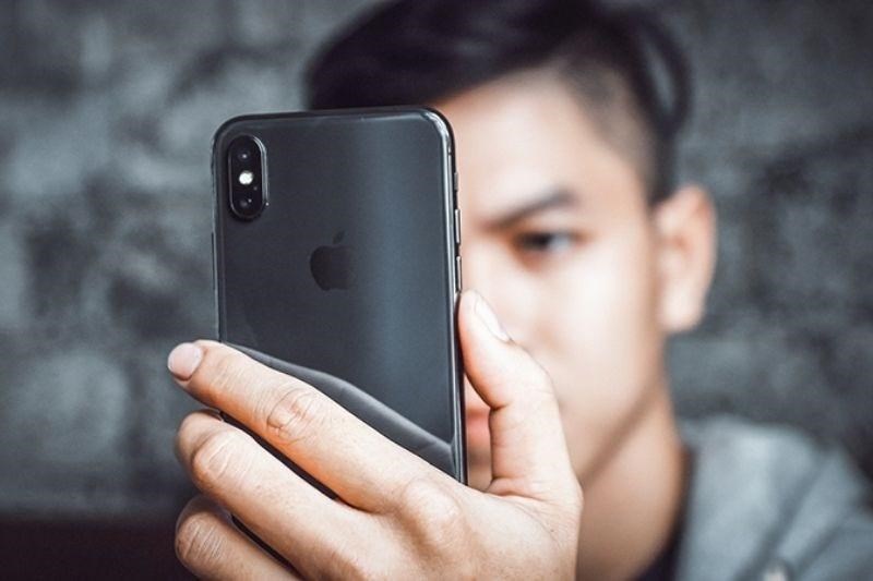 Công nghệ Face ID thay cho nút Home truyền thống