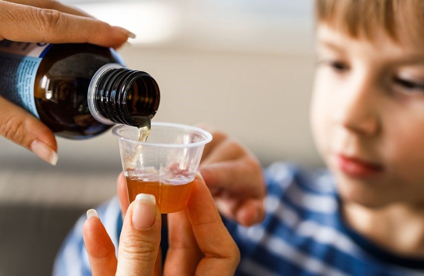 Ba mẹ nên cho trẻ uống Avisure Calkid vào buổi sáng