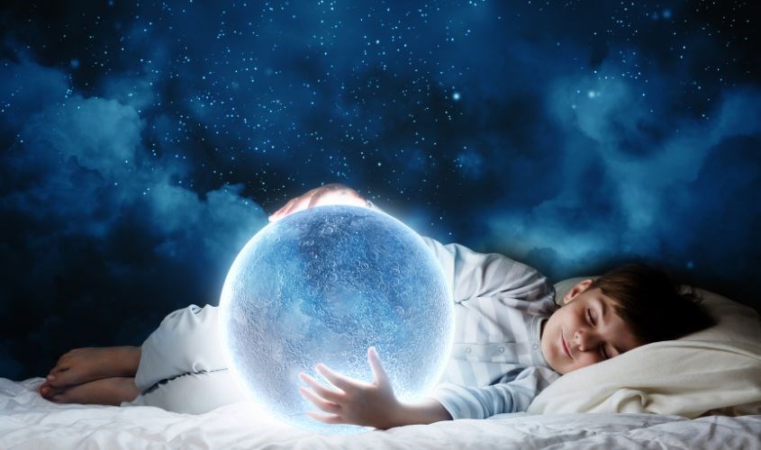 Để trẻ ngon giấc hơn thì mẹ không nên cho trẻ uống trước khi đi ngủ