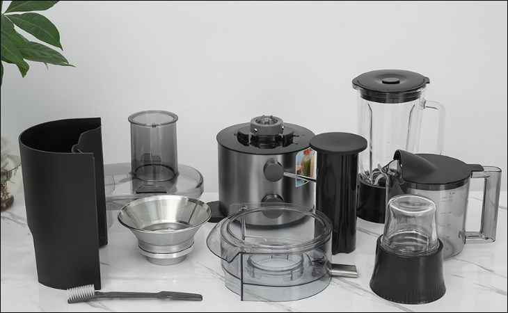 Máy xay đa năng Panasonic MJ-CB800SRA được trang bị nhiều phụ kiện đi kèm, hỗ trợ người dùng tối đa trong quá trình sử dụng