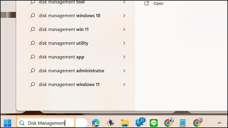 Vào Start menu, tìm kiếm Disk Management