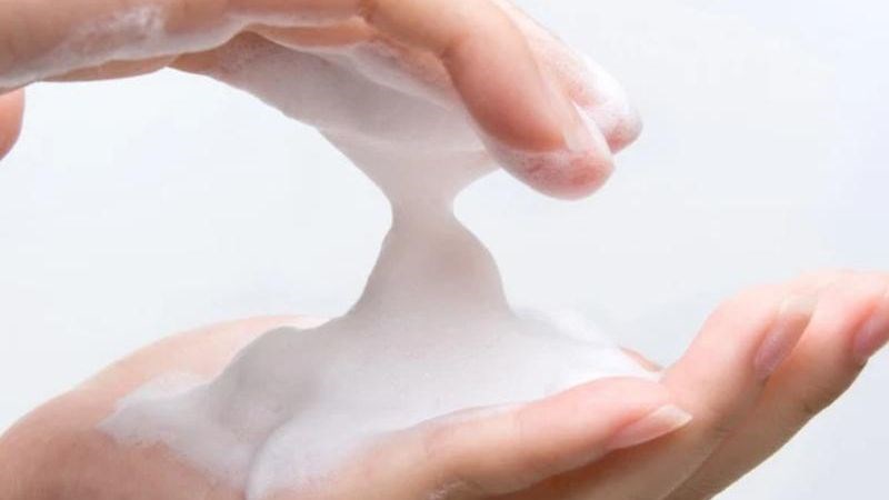 Bạn cần lựa chọn sữa rửa mặt sau tẩy trang ph&ugrave; hợp với l&agrave;n da của m&igrave;nh