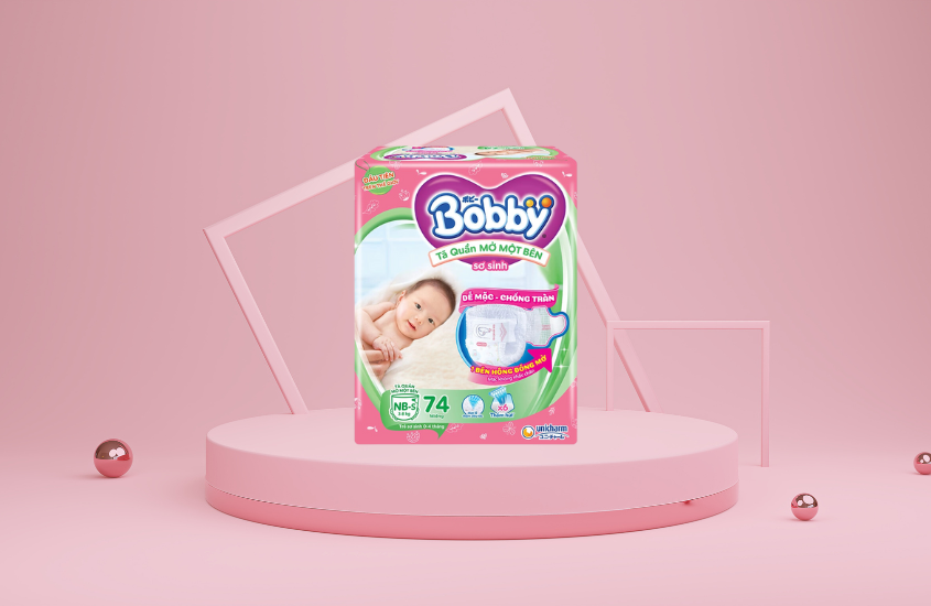 Tã quần mở một bên Bobby size NB-s 74 miếng (3 - 8 kg)