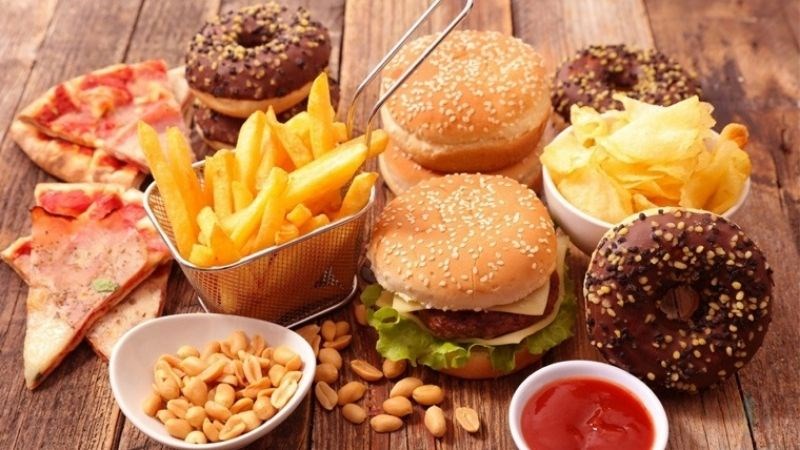 Thức ăn nhanh, chiên rán làm tăng nguy cơ mắc bệnh tim mạch, béo phì và tiểu đường