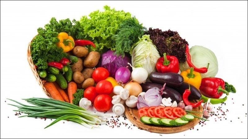 Mẹ bỉm nên bổ sung đầy đủ chất dinh dưỡng để tránh mất sữa sau sinh