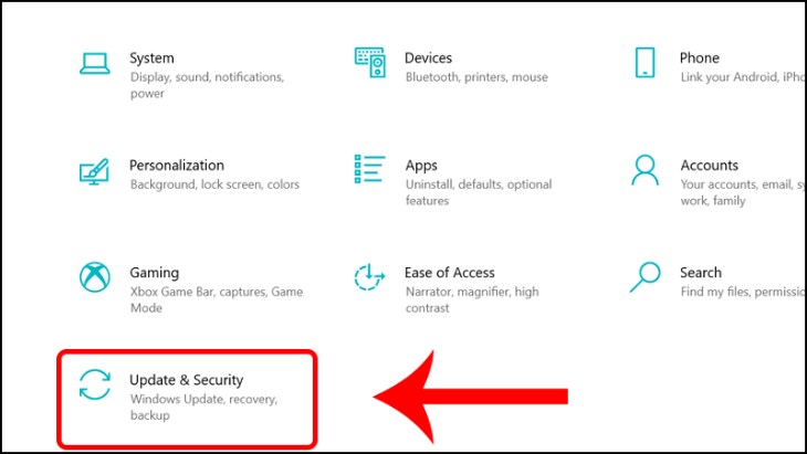 Chọn vào Update & Security để khởi động máy tính ở chế độ Safe Mode