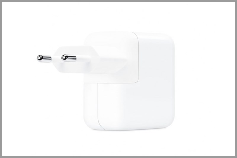 Thiết kế chắc chắn, gập - mở tiện lợi