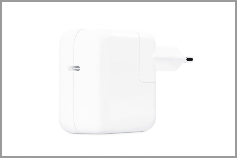 Sản phẩm có cổng ra Type-C với tính thông dụng cao