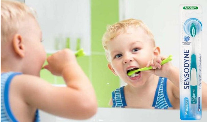 Bàn chải Sensodyne Precision