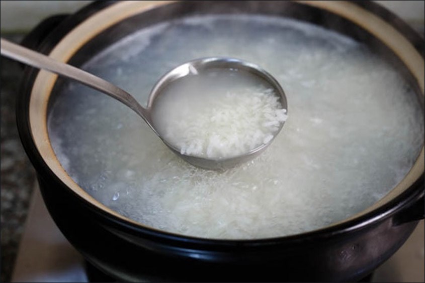 nấu cháo mồng tơi cho bé ăn ặm